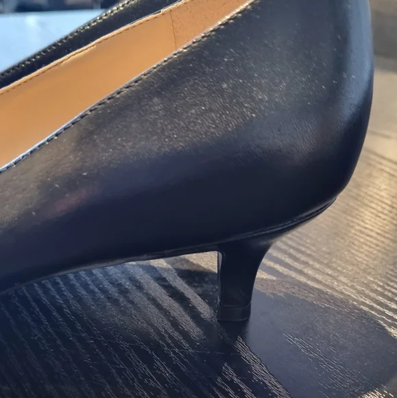 Black Heels - Picture 2 of 4